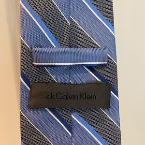 CALVIN KLEIN MEN’S SUIT TIE